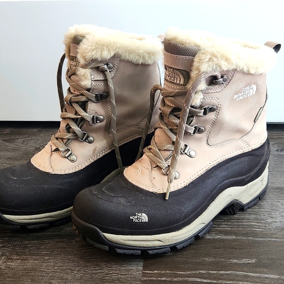 The North Face Shoes - The North Face Chilkat Primaloft 400 Gram Insulation Boots Women's Size 10
